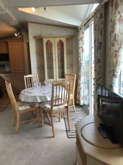 Countryside Views From A Luxury Mobile Home Near Perranporth Exterior photo